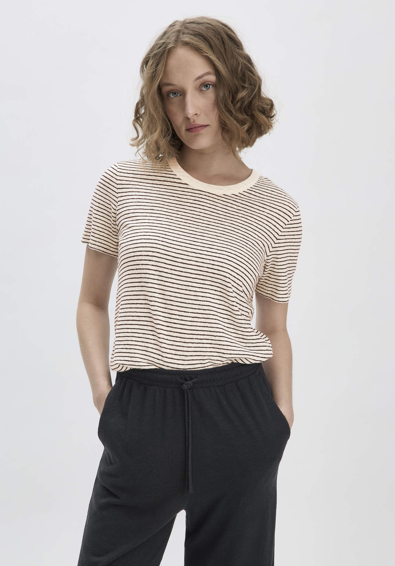 hessnatur Damen Streifen T-Shirt Relaxed aus Leinen mit reiner Bio-Baumwolle - weiß Grösse38 von hessnatur