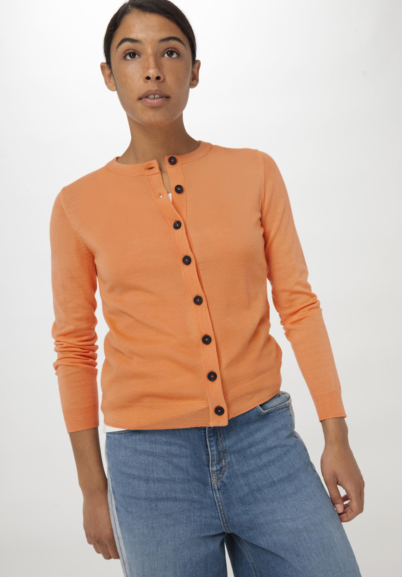 hessnatur Damen Strickjacke Regular aus Bio-Merinowolle - orange Grösse44 von hessnatur