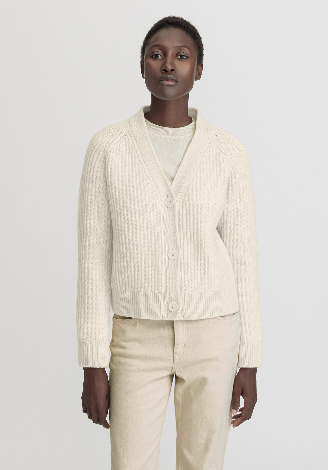 hessnatur Damen Strickjacke Relaxed aus Bio-Baumwolle und Schurwolle - weiß GrösseL hessnatur Damen Strickjacke Relaxed aus Bio-Baumwolle und Schurwolle - weiß GrösseL von hessnatur