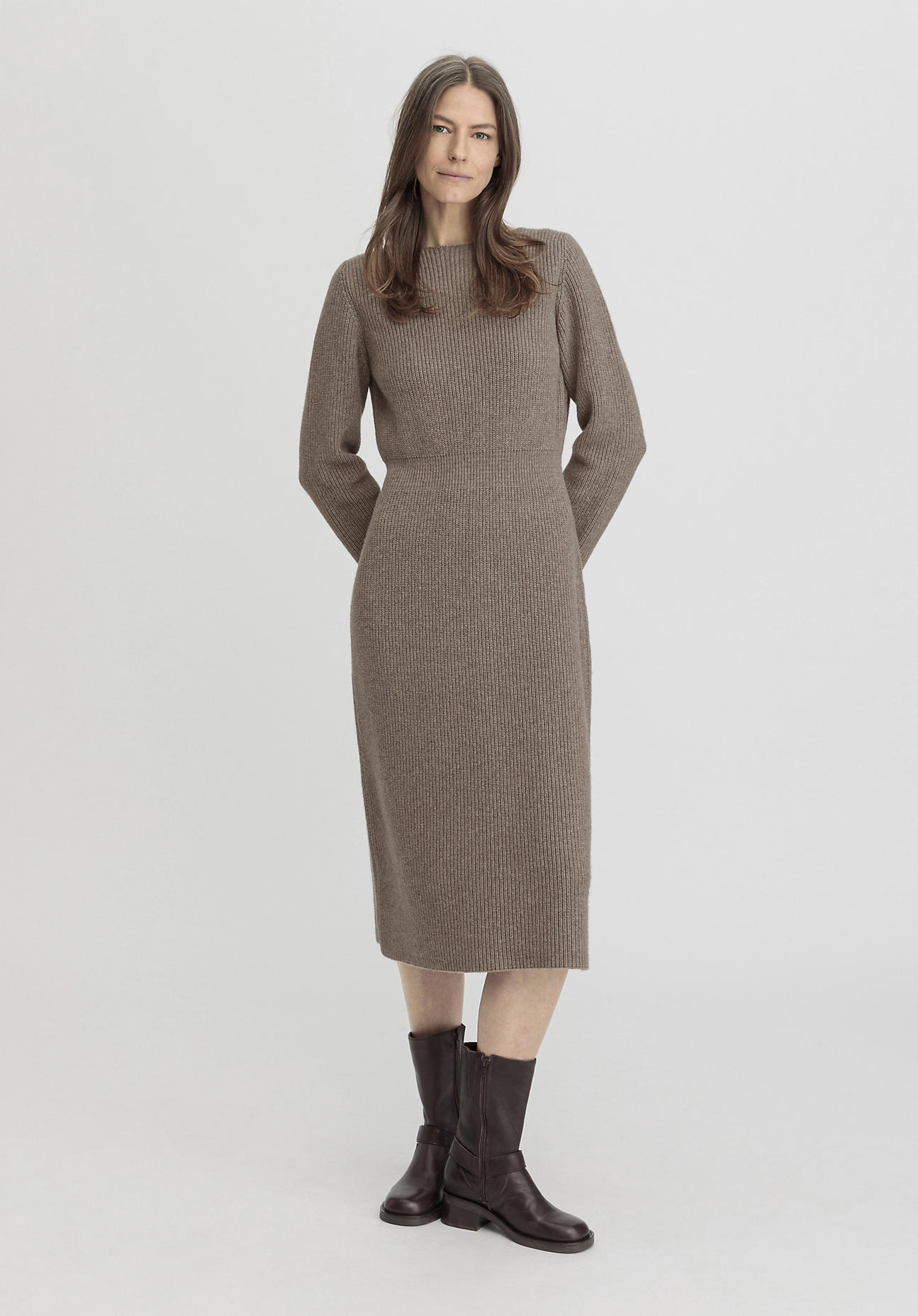 hessnatur Damen Strickkleid Midi Regular aus Bio-Baumwolle und Schurwolle - braun GrösseXS hessnatur Damen Strickkleid Midi Regular aus Bio-Baumwolle und Schurwolle - braun GrösseXS von hessnatur
