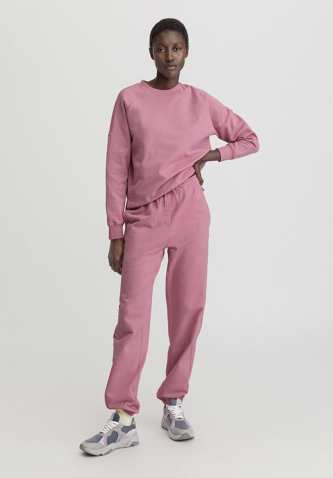 hessnatur Damen Sweathose Relaxed aus Bio-Baumwolle - rosa Grösse48 hessnatur Damen Sweathose Relaxed aus Bio-Baumwolle - rosa Grösse48 von hessnatur