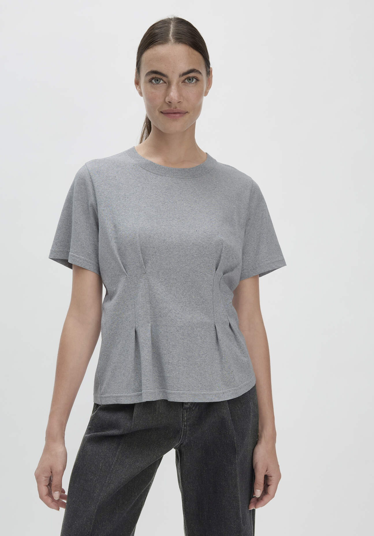 hessnatur Damen T-Shirt Relaxed BETTER RECYCLING aus Bio-Baumwolle - grau Grösse48 hessnatur Damen T-Shirt Relaxed BETTER RECYCLING aus Bio-Baumwolle - grau Grösse48 von hessnatur