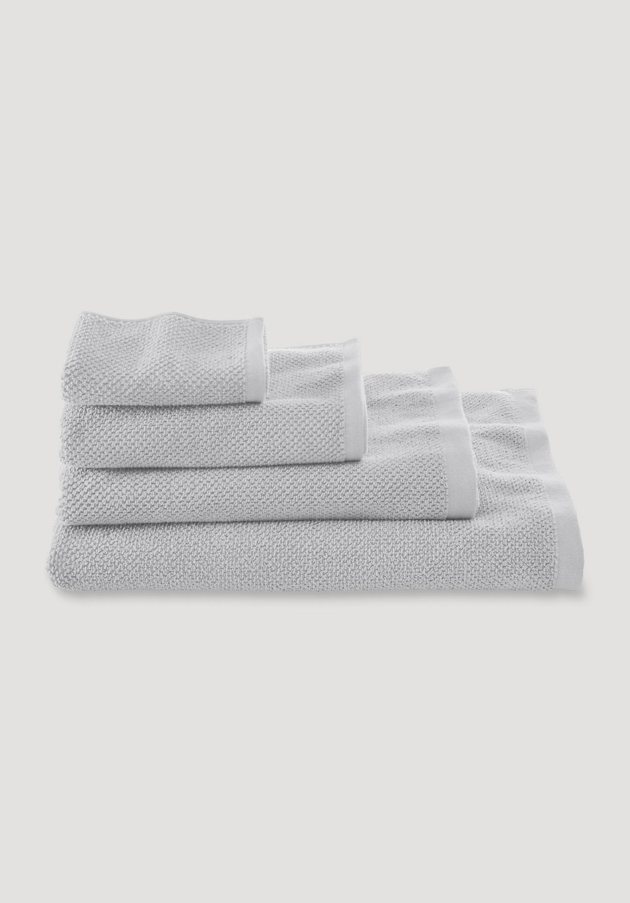 hessnatur Frottier-Handtuch mit Struktur aus Bio-Baumwolle - grau Grösse70x140 cm hessnatur Frottier-Handtuch mit Struktur aus Bio-Baumwolle - grau Grösse70x140 cm von hessnatur