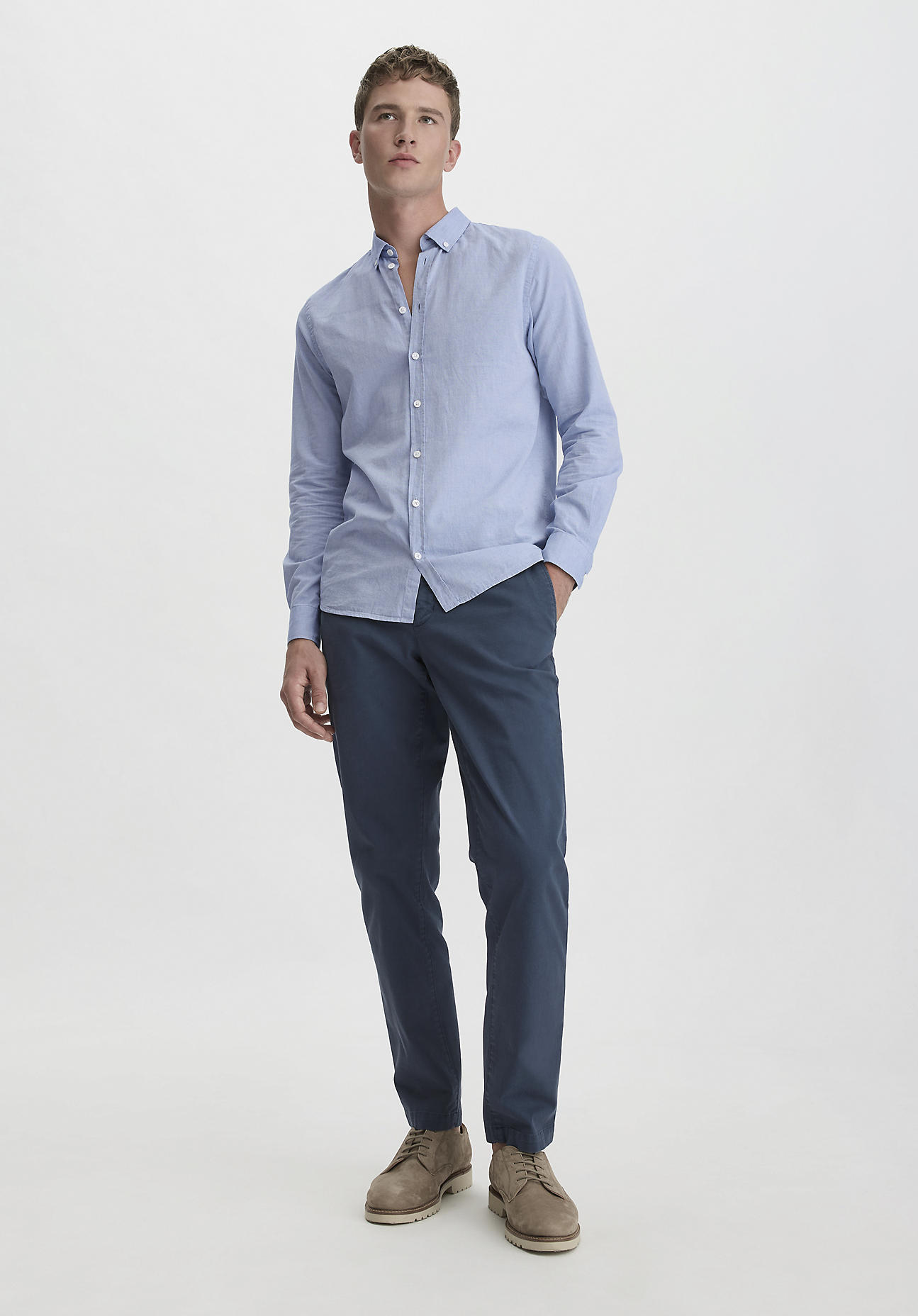 hessnatur Herren Chino LENN Regular aus Bio-Baumwolle - blau Grösse38/32 hessnatur Herren Chino LENN Regular aus Bio-Baumwolle - blau Grösse38/32 von hessnatur