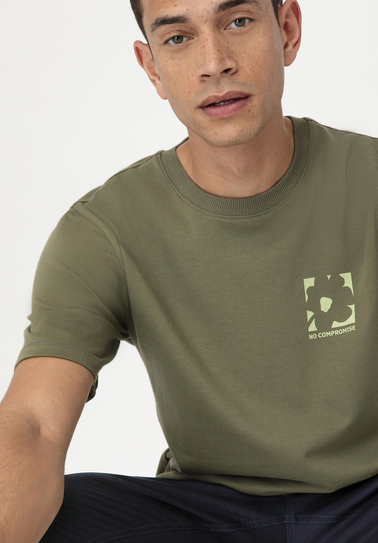 hessnatur Herren Heavy Shirt Relaxed aus Bio-Baumwolle - grün GrösseM von hessnatur