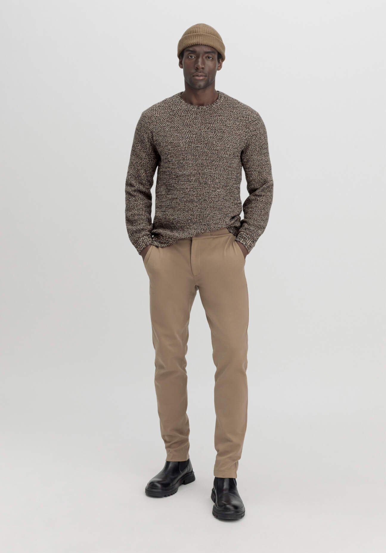 hessnatur Herren Hose TINO Regular aus Bio-Baumwolle - braun Grösse38/32 von hessnatur
