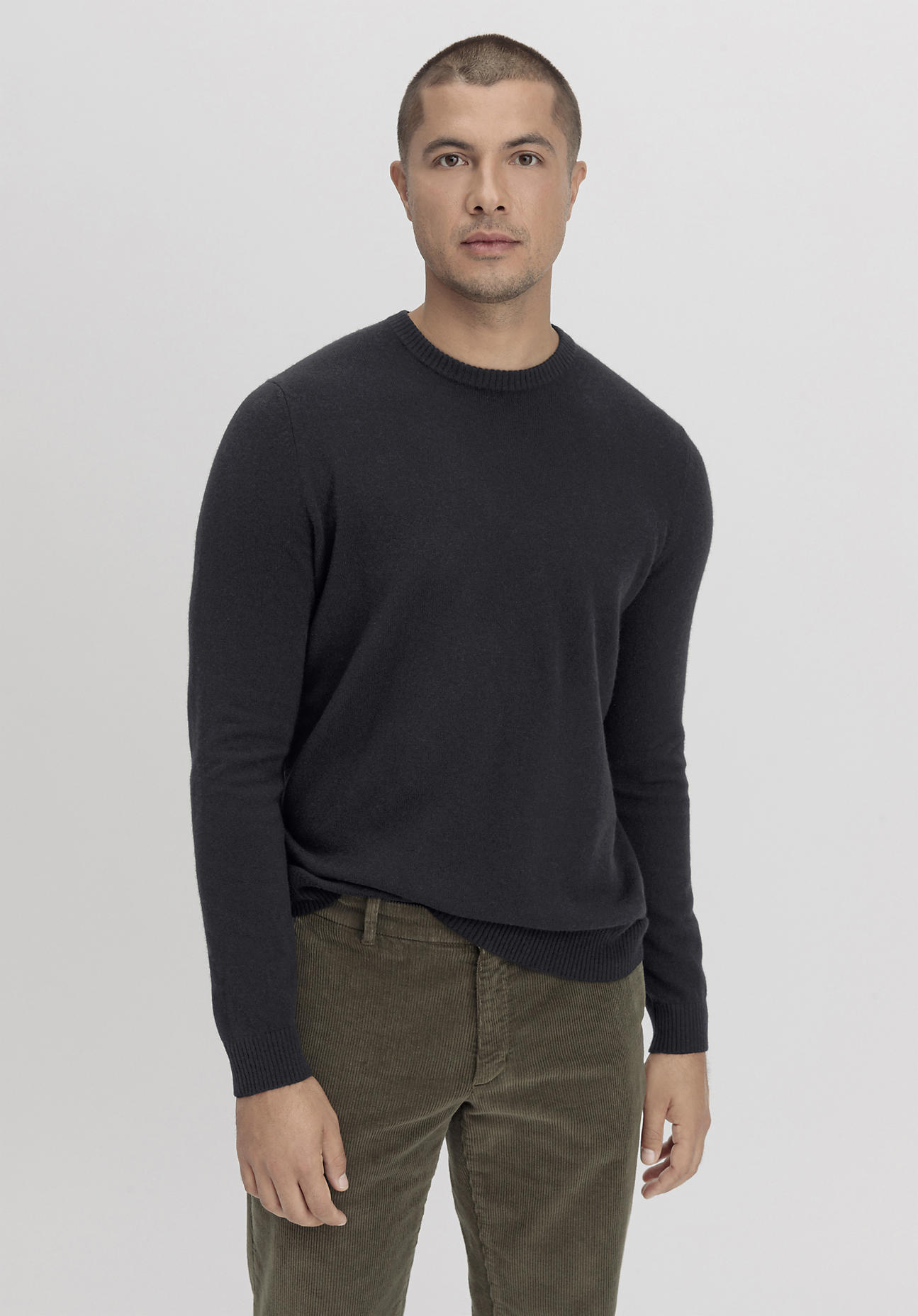 hessnatur Herren Pullover Regular aus Bio-Merinowolle mit Kaschmir - schwarz Grösse46 hessnatur Herren Pullover Regular aus Bio-Merinowolle mit Kaschmir - schwarz Grösse46 von hessnatur