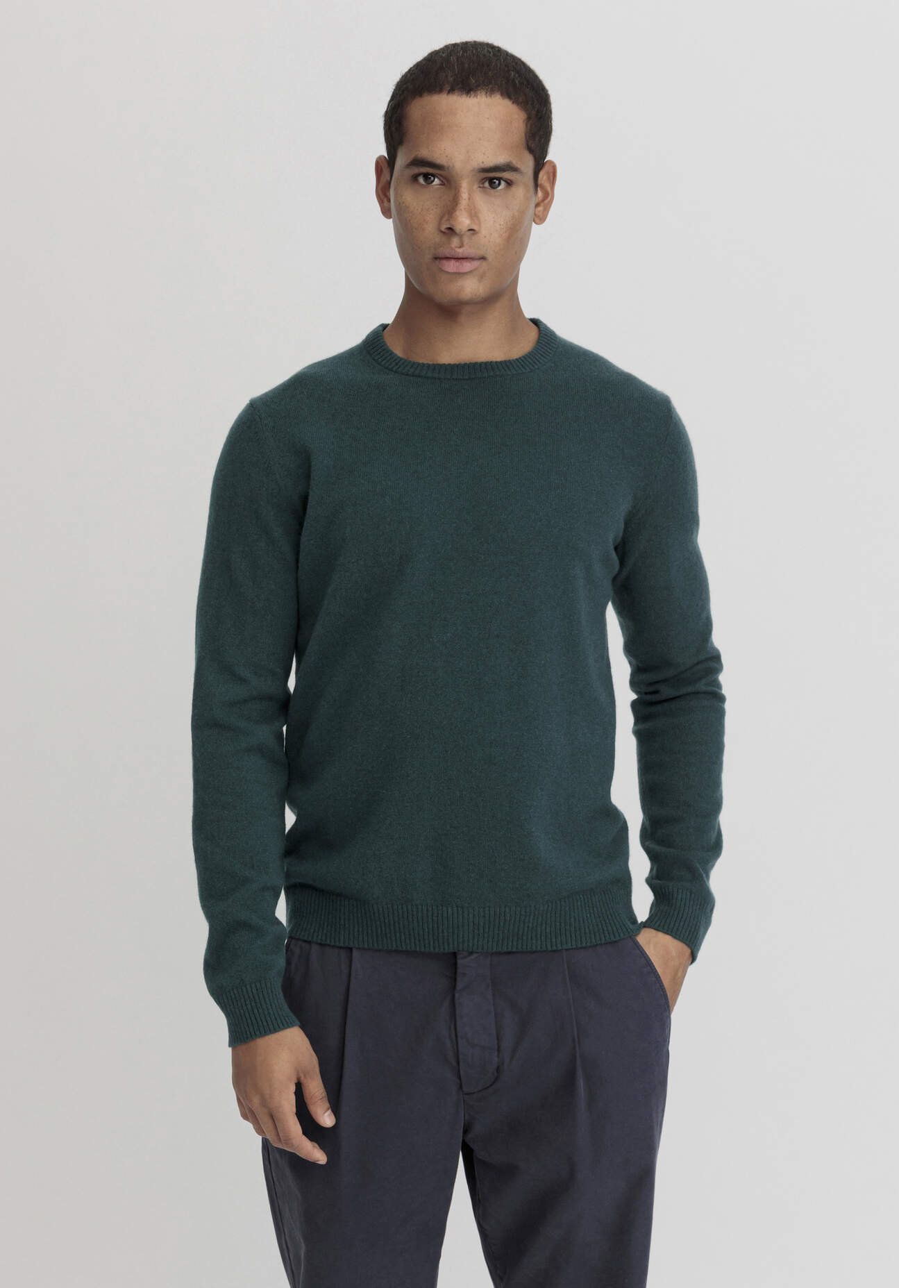 hessnatur Herren Strick Pullover Regular BETTER RECYCLING aus Kaschmir - grün Grösse52 von hessnatur