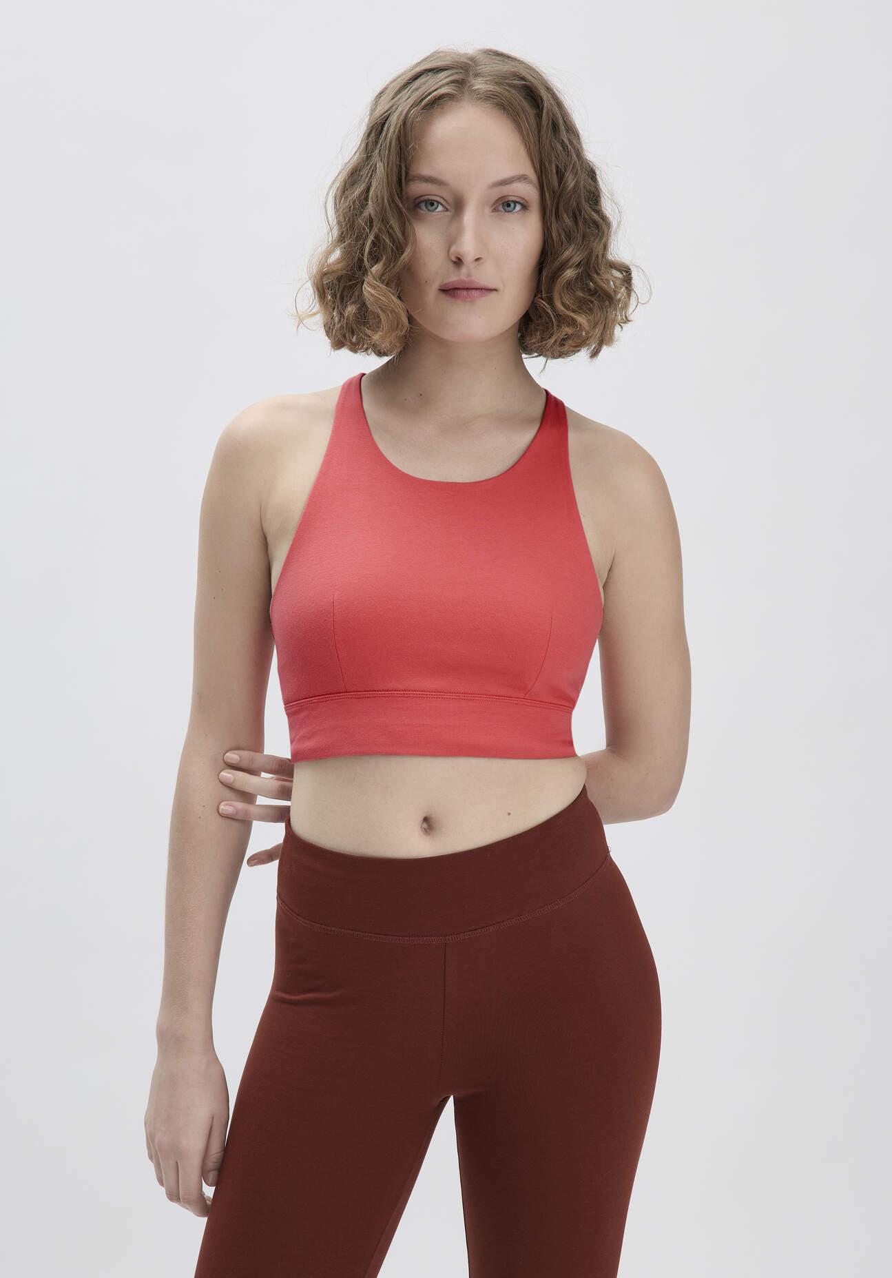 hessnatur Loungewear Bustier Fitted Highneck ACTIVE LIGHT aus Bio-Baumwolle - rot Grösse42 hessnatur Loungewear Bustier Fitted Highneck ACTIVE LIGHT aus Bio-Baumwolle - rot Grösse42 von hessnatur