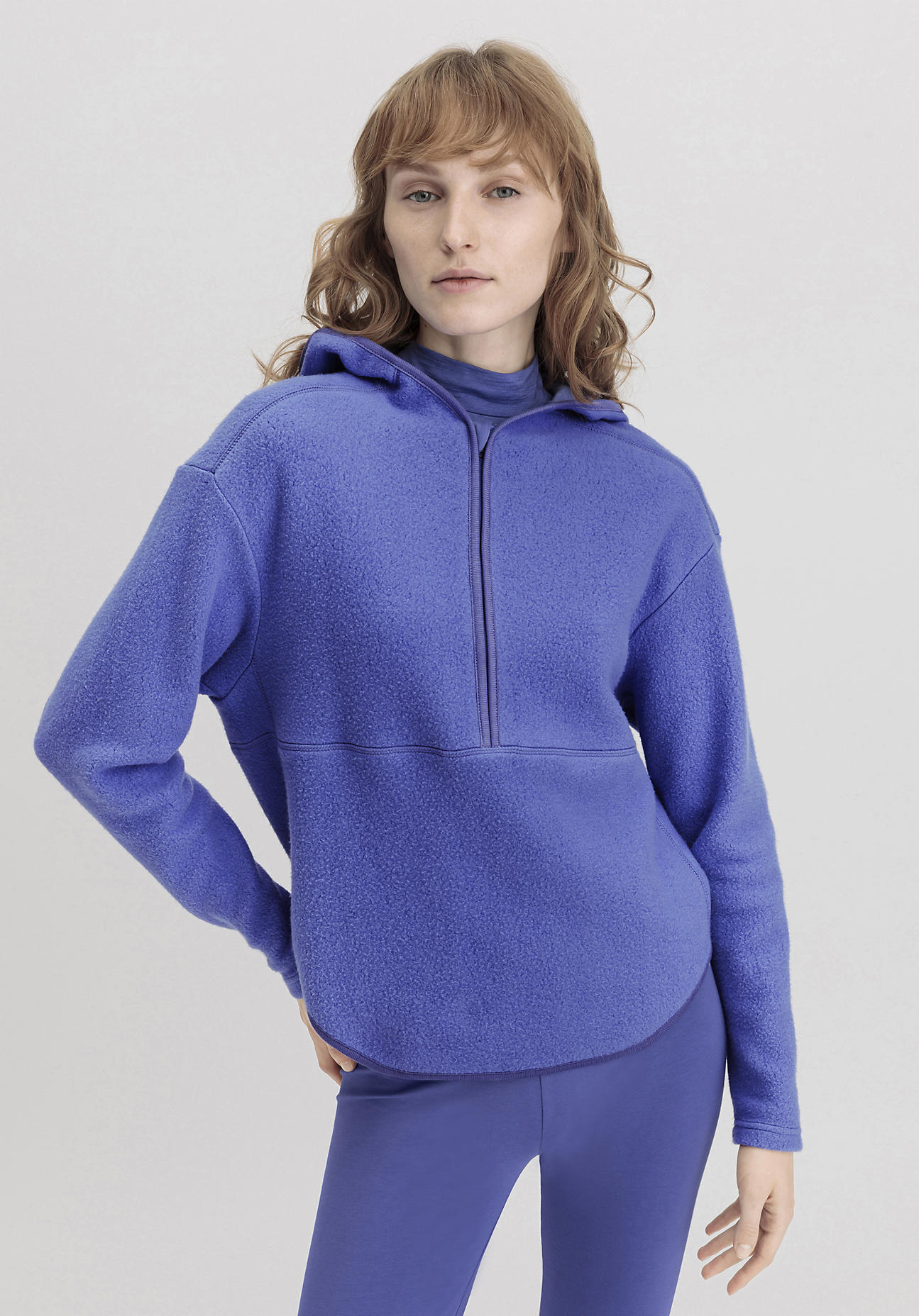 hessnatur Loungewear Fleece Hoodie Relaxed ACTIVE LIGHT aus Bio-Baumwolle - blau GrösseL hessnatur Loungewear Fleece Hoodie Relaxed ACTIVE LIGHT aus Bio-Baumwolle - blau GrösseL von hessnatur