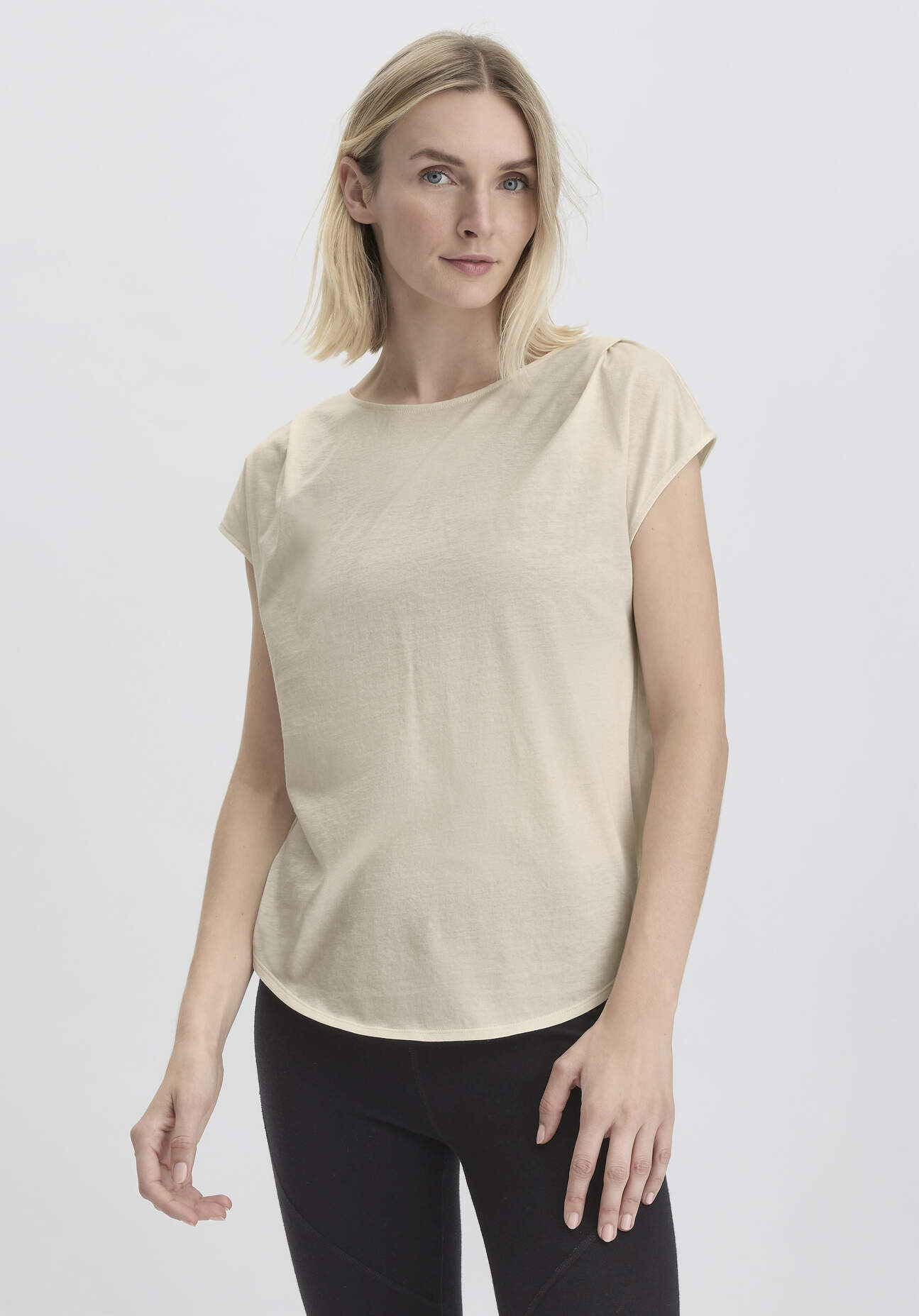 hessnatur Loungewear Shirt Relaxed ACTIVE LIGHT aus Bio-Baumwolle - naturfarben Grösse40 hessnatur Loungewear Shirt Relaxed ACTIVE LIGHT aus Bio-Baumwolle - naturfarben Grösse40 von hessnatur