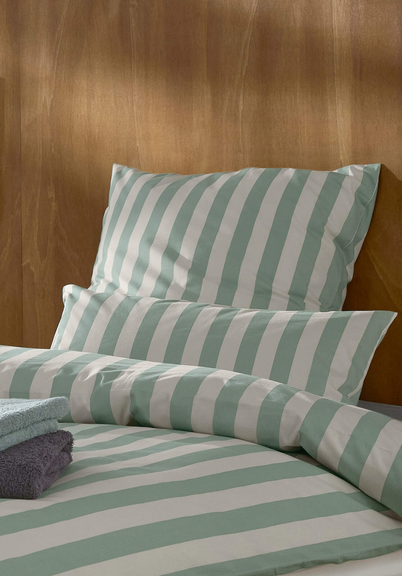 hessnatur Renforcé Bettwäsche-Set CANNES aus Bio-Baumwolle - grün Grösse240x220 / 2x80x80 cm hessnatur Renforcé Bettwäsche-Set CANNES aus Bio-Baumwolle - grün Grösse240x220 / 2x80x80 cm von hessnatur