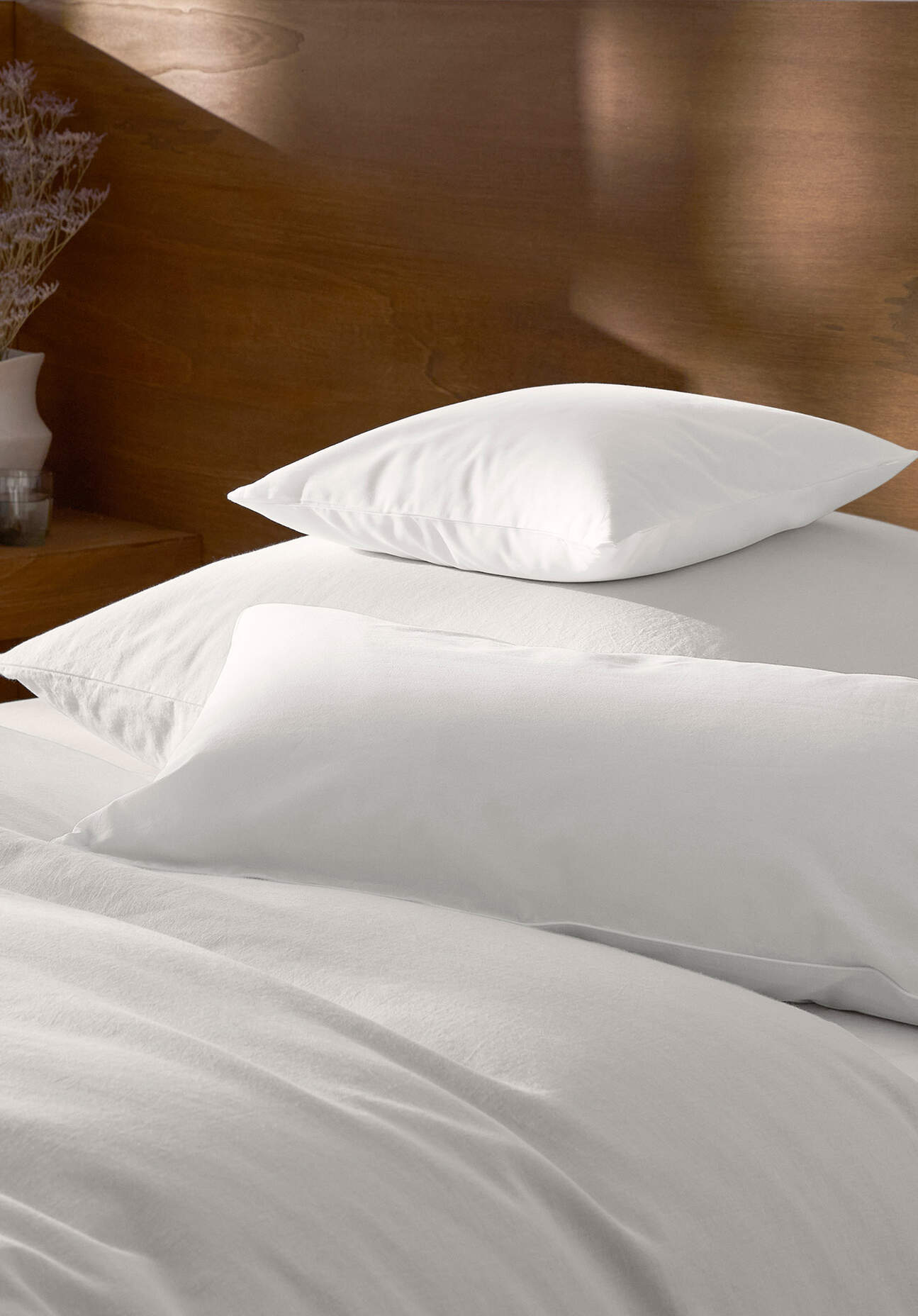 hessnatur Satin Kissenbezug aus Bio-Baumwolle - weiß Grösse40x40 cm hessnatur Satin Kissenbezug aus Bio-Baumwolle - weiß Grösse40x40 cm von hessnatur