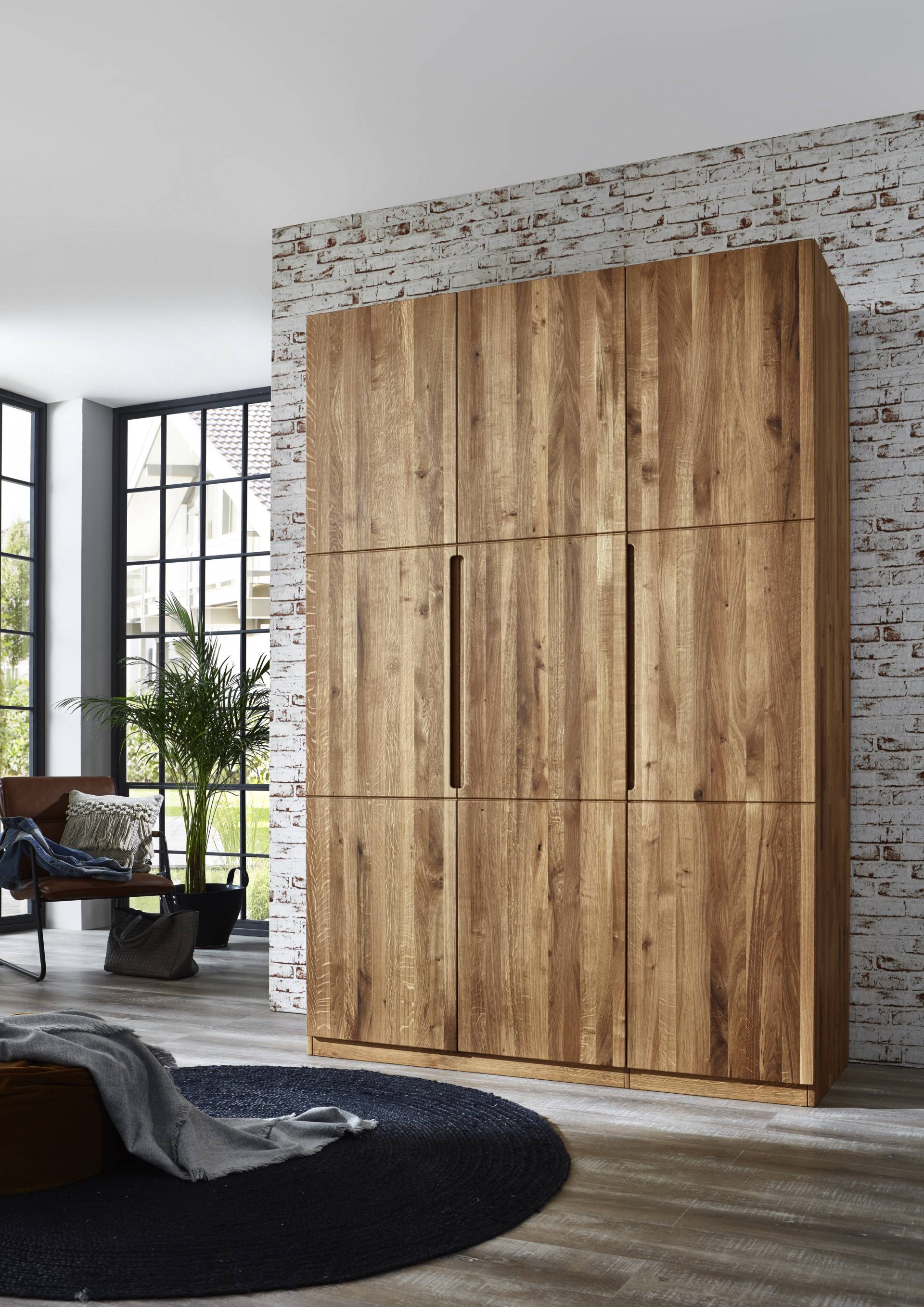 Home affaire Kleiderschrank »Azelie, aus Wildeiche«, Massivholz-Kleiderschrank, im 50 cm Raster planbar von home affaire