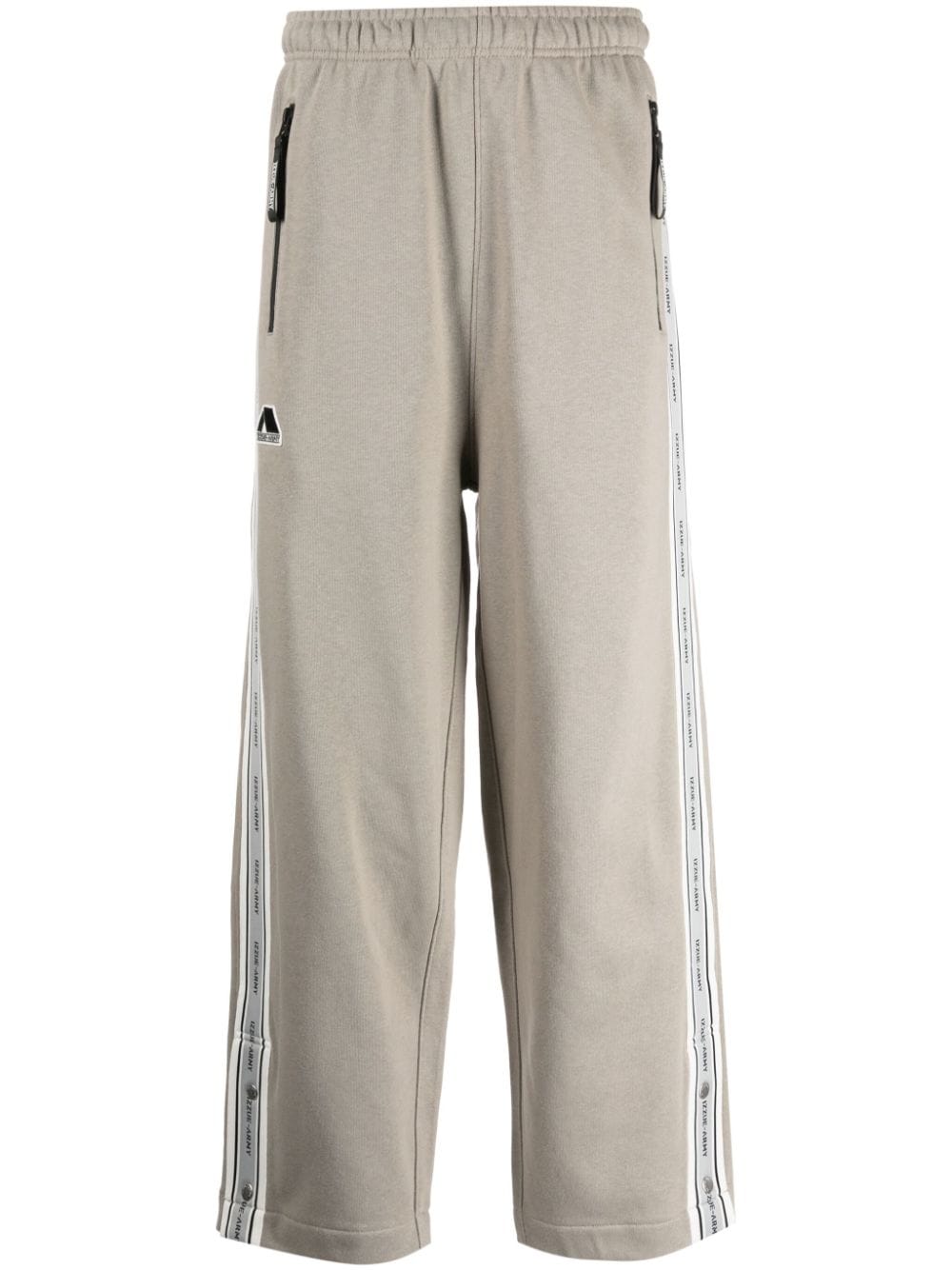 izzue logo-patch cotton-blend track pants - Brown von izzue