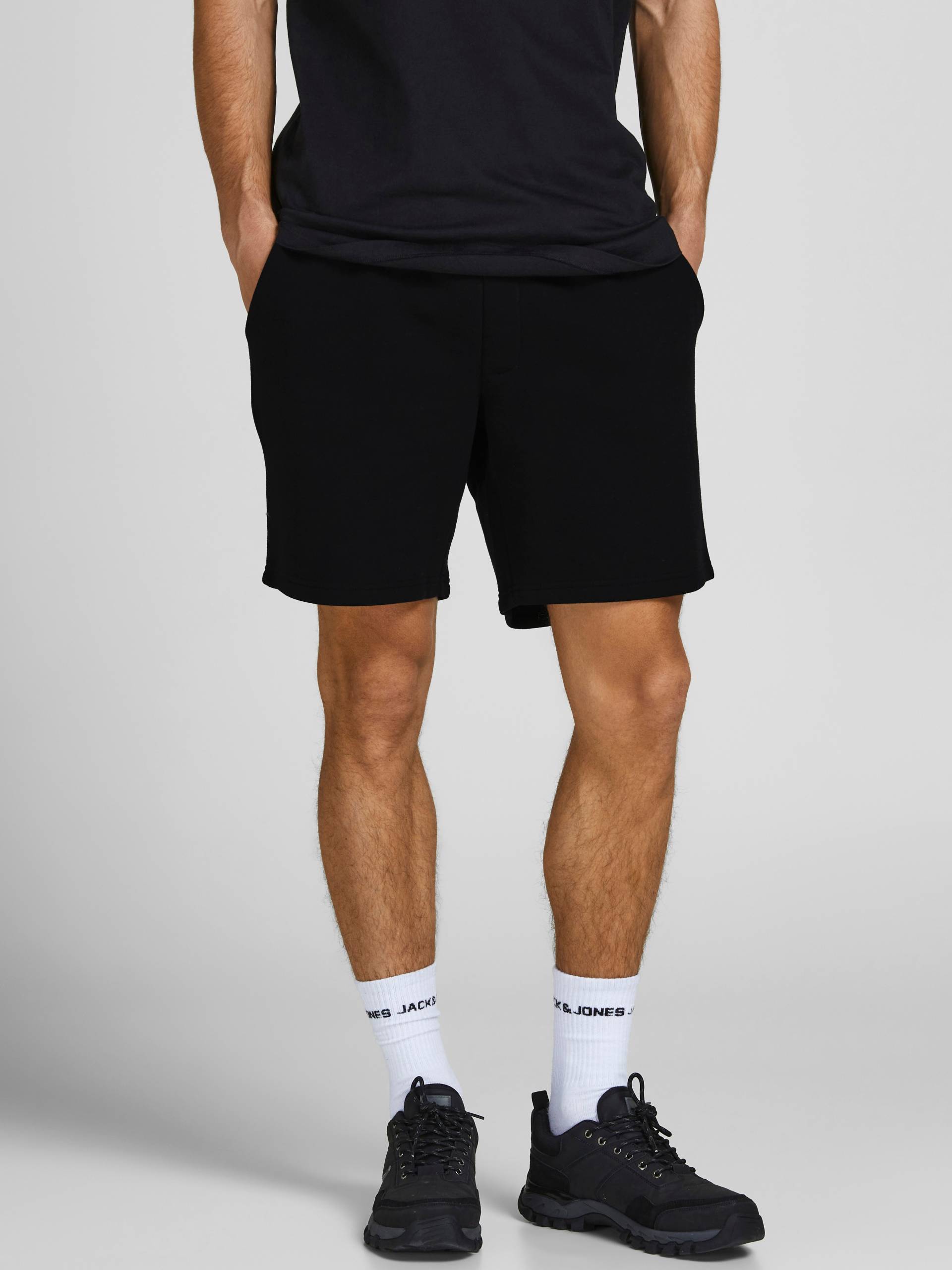 Jack & Jones Shorts »JPSTGORDON BRADLEY SWEAT SHORTS MID«, mit elastischem Bund Jack & Jones Shorts »JPSTGORDON BRADLEY SWEAT SHORTS MID«, mit elastischem Bund von jack & jones