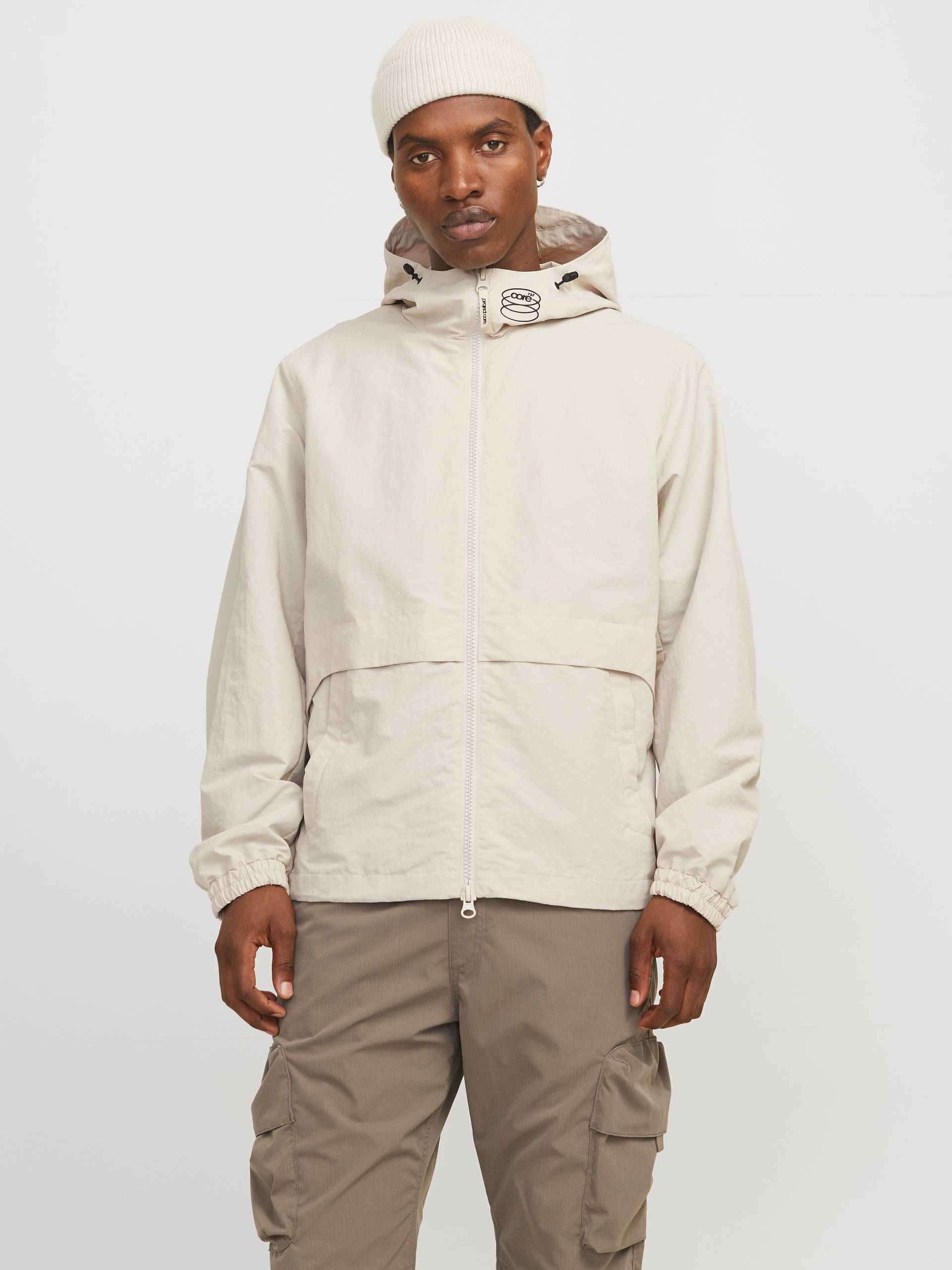 Jack & Jones Softshelljacke »JCOUNION JACKET SN«, mit Kapuze Jack & Jones Softshelljacke »JCOUNION JACKET SN«, mit Kapuze von jack & jones
