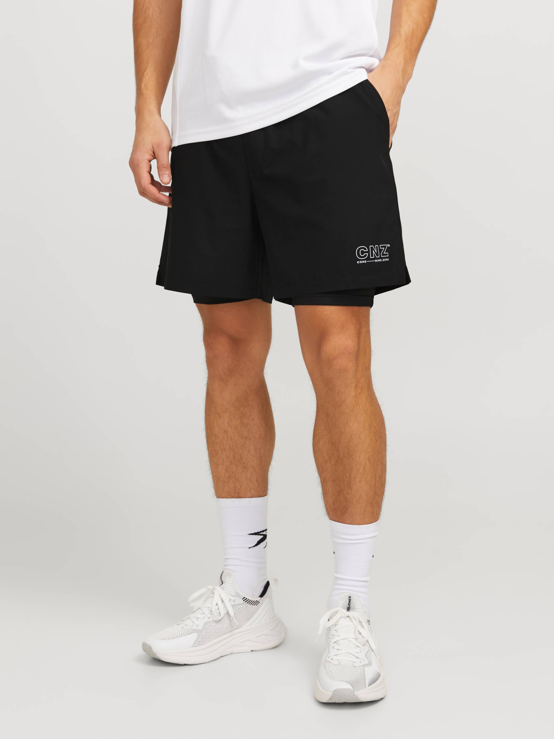 Jack & Jones Trainingsshorts »JCOCNZ SHORTS WITH INNER TIGHTS NOOS« Jack & Jones Trainingsshorts »JCOCNZ SHORTS WITH INNER TIGHTS NOOS« von jack & jones