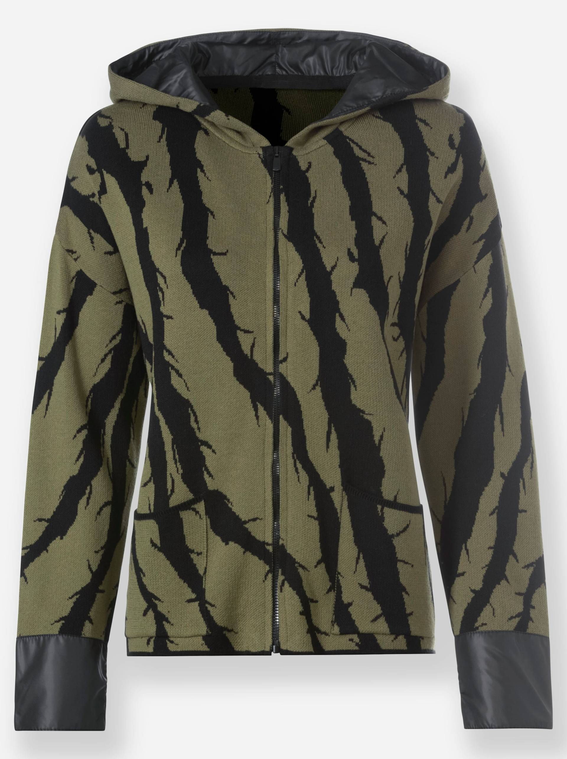 Kapuzenstrickjacke