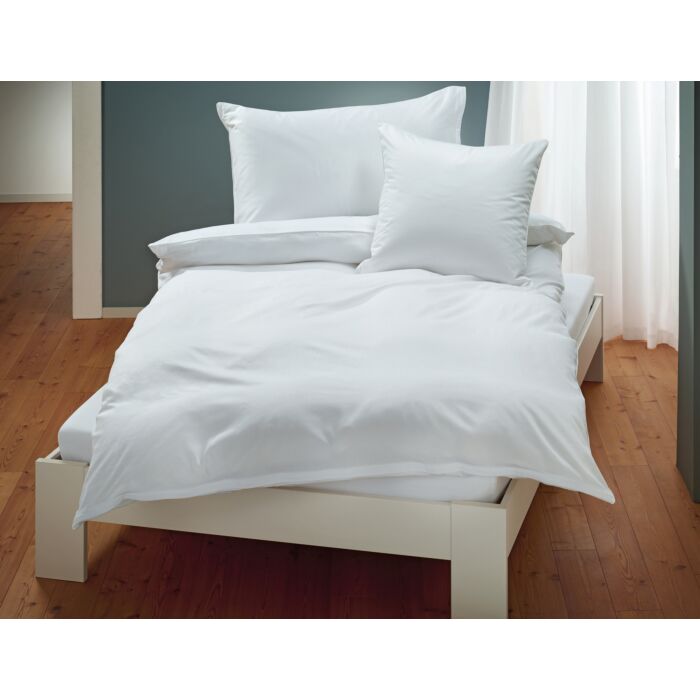 Uni Satin Bettwäsche mit Biese – Kissenbezug – 40x40 cm Uni Satin Bettwäsche mit Biese – Kissenbezug – 40x40 cm von Living Home