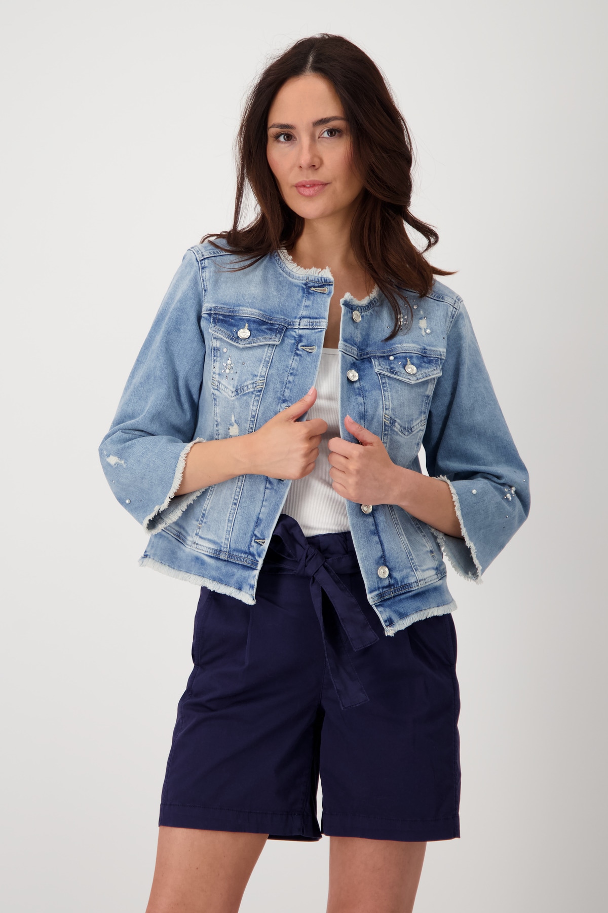 Monari Jeansblazer »Jacke Jeans Strass«, Mit Rundhalsausschnitt Monari Jeansblazer »Jacke Jeans Strass«, Mit Rundhalsausschnitt von monari