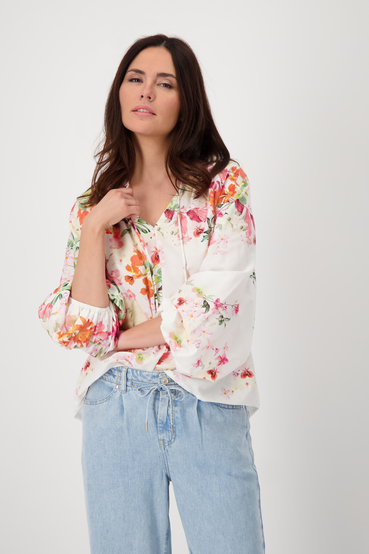 Monari Langarmbluse »Bluse Blumenverlauf allov.«, Mit Rundhalsausschnitt von monari