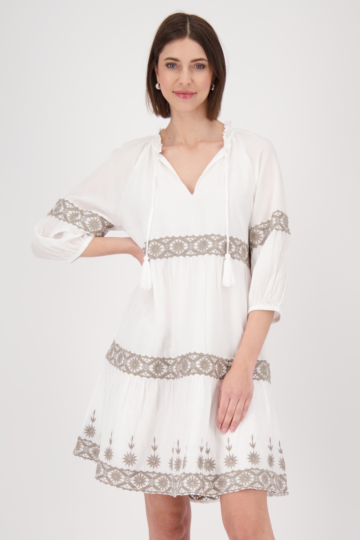 Monari Midikleid »Kleid Stickerei«, Mit Rundhalsausschnitt von monari
