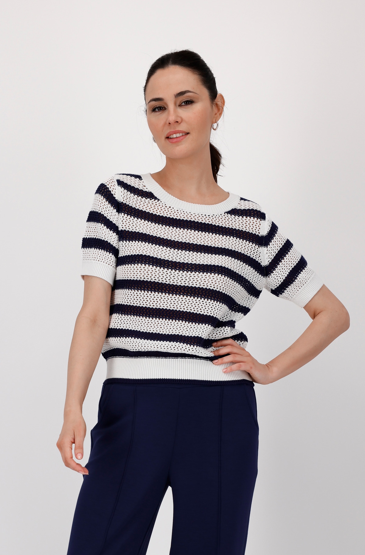 Monari Strickpullover »Pullover Ajour Ringel«, Mit Rundhalsausschnitt Monari Strickpullover »Pullover Ajour Ringel«, Mit Rundhalsausschnitt von monari