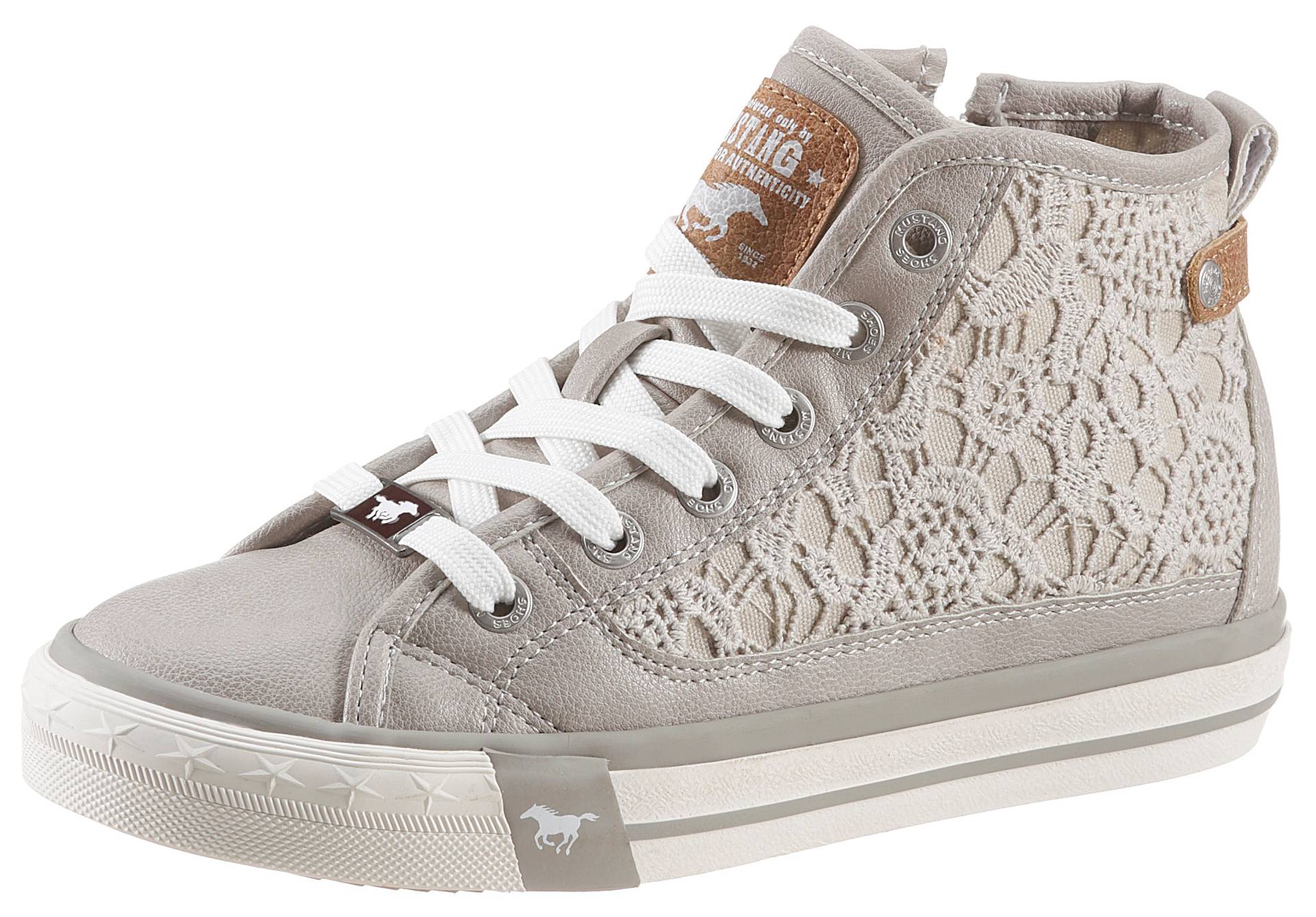 Mustang Shoes Sneaker, mit schöner Perforation von mustang shoes