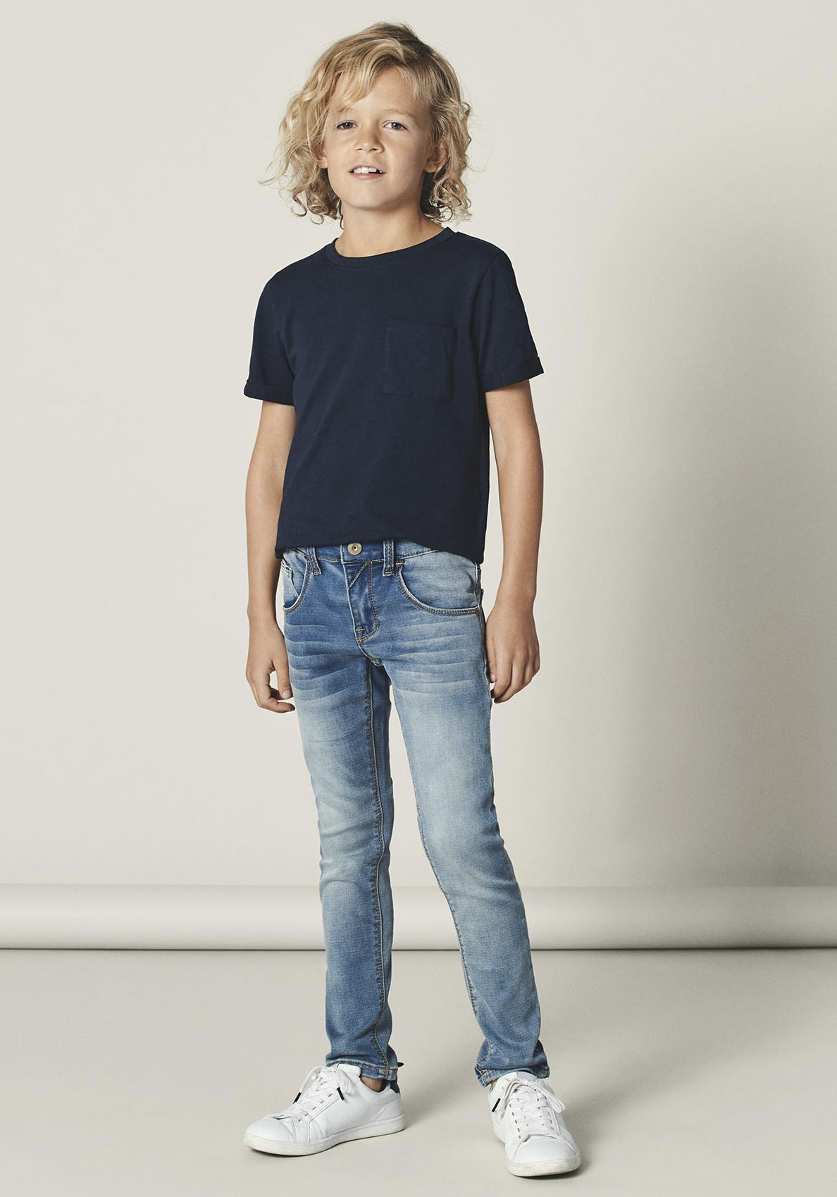 Name It Stretch-Jeans »NKMTHEO DNMTHAYER COR1 SWE PANT« von name it