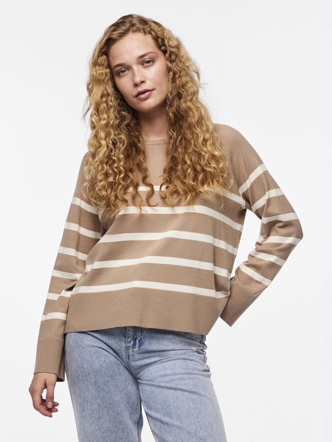 pieces Rundhalspullover »PCSIA LS KNIT NOOS BC« pieces Rundhalspullover »PCSIA LS KNIT NOOS BC« von pieces
