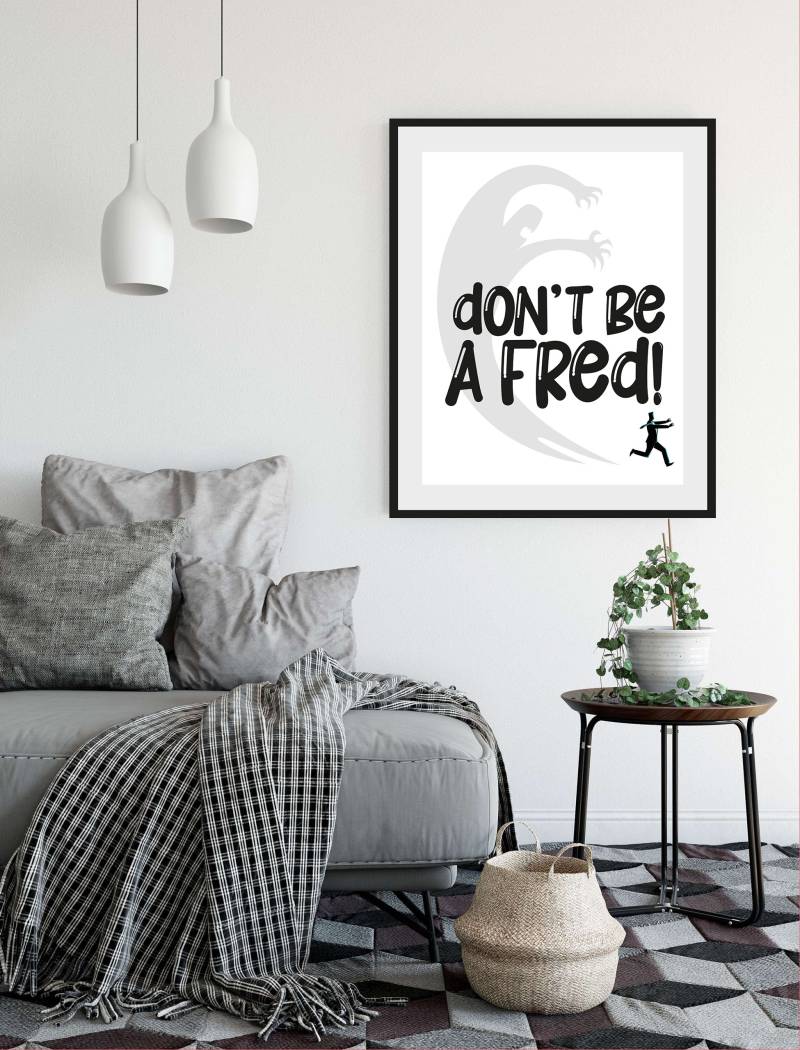 queence Bild »DON'T BE A FRED!«, Schriftzug-Humor-Sprüche & Texte-Schwarz-Weiss-Pferde-Pferdebilder, (1 St.), HD Premium Poster-Druck inkl. Holzrahmen von queence