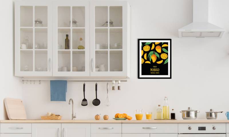 queence Bild »Fresh Mango«, Obst-Obst Bilder-Essen-Lebensmittel-Kunst-Abstrakt-Schriftzug-Figuren, (1 St.), HD Premium Poster-Druck inkl. Holzrahmen von queence