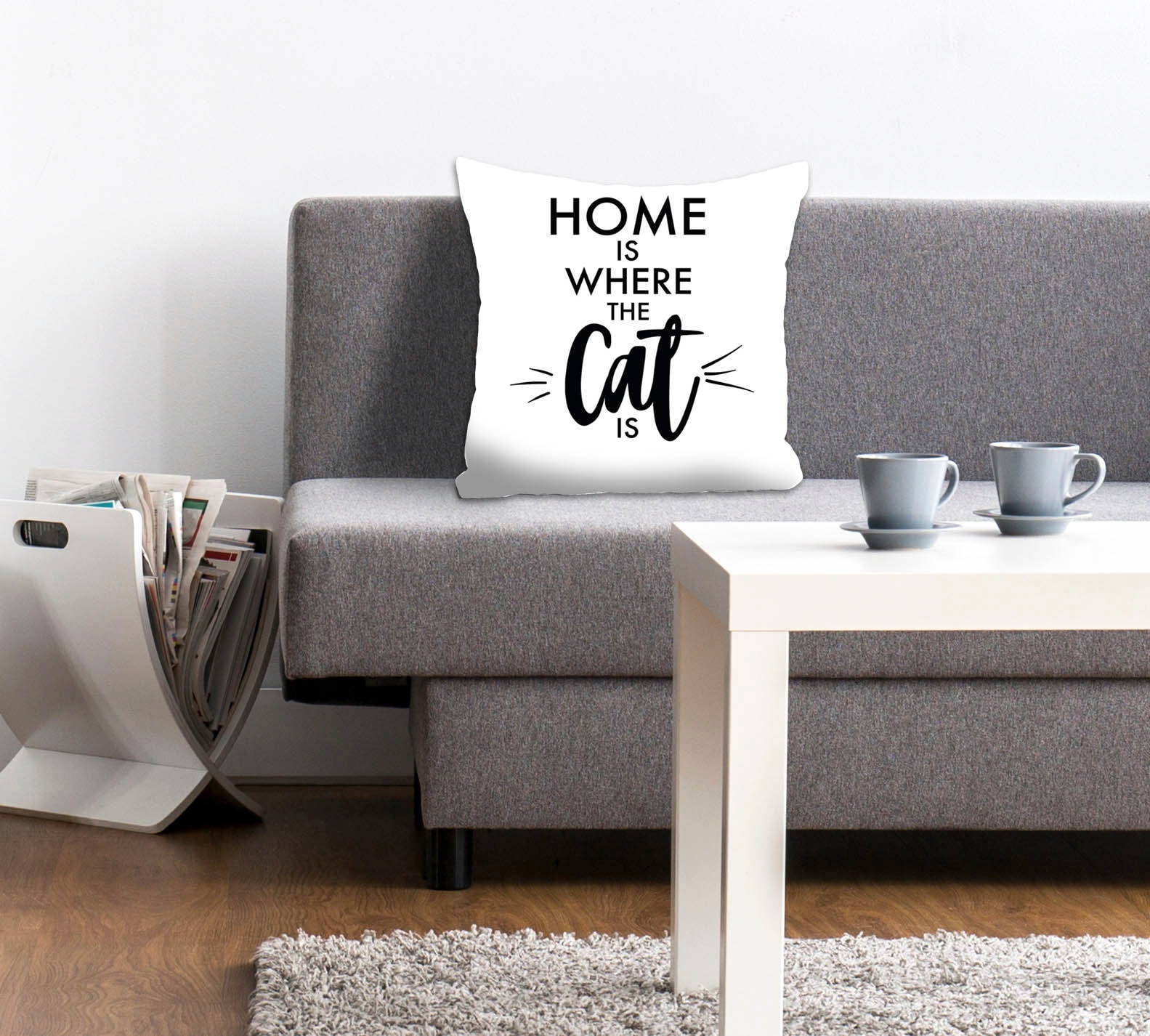 queence Dekokissen »Home is where the Cat is« von queence