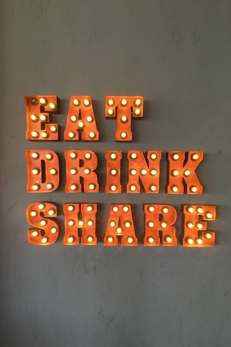 queence Metallbild »EAT DRINK SHARE«, Schriftzüge-Schriftzug-Sprüche-Sprüche & Texte, Stahlschild, Blechschild, Sprüche, Texte, witzig von queence