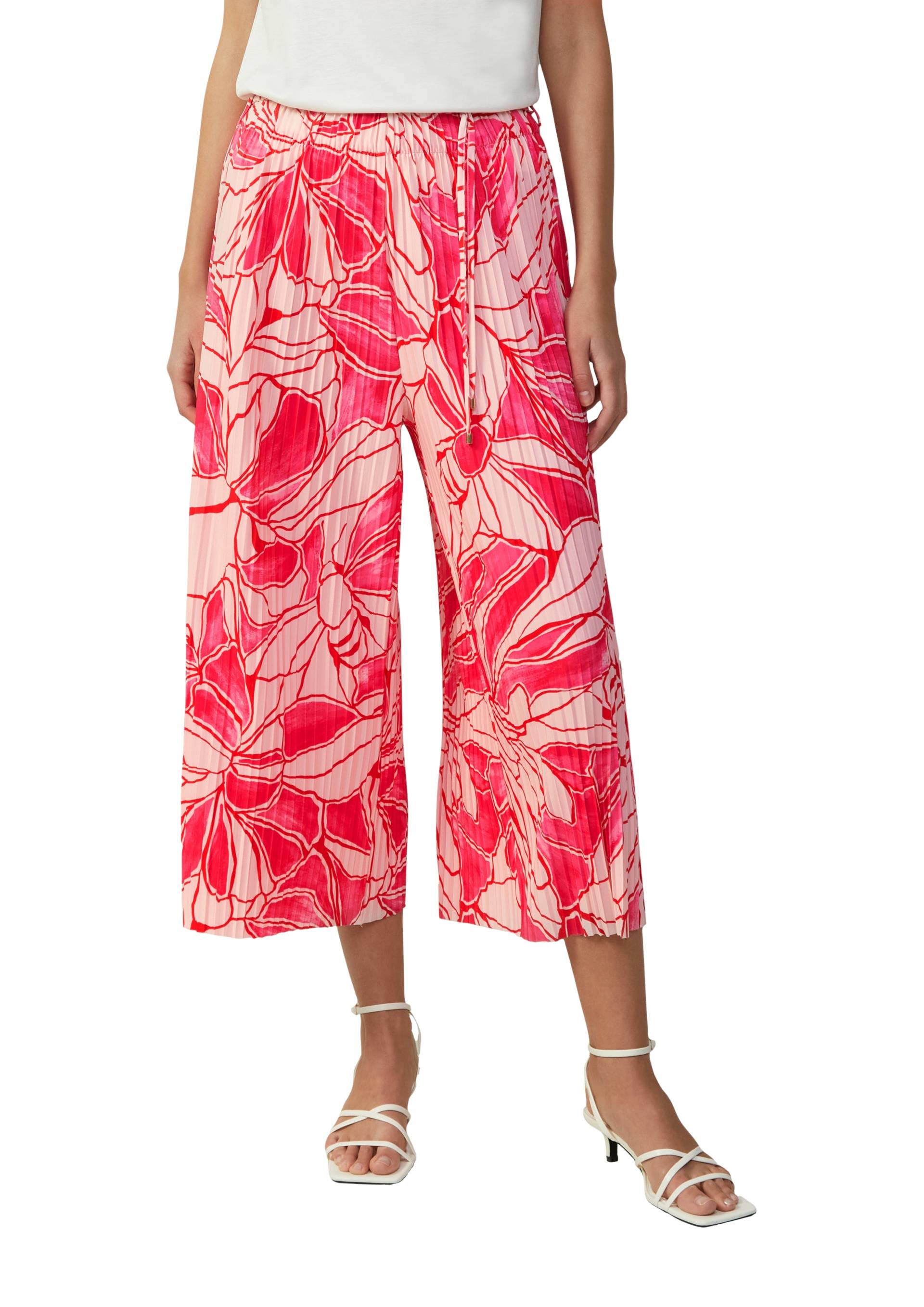 s.Oliver BLACK LABEL Stoffhose, mit All-Over Print und Stuktur s.Oliver BLACK LABEL Stoffhose, mit All-Over Print und Stuktur von s.Oliver BLACK LABEL