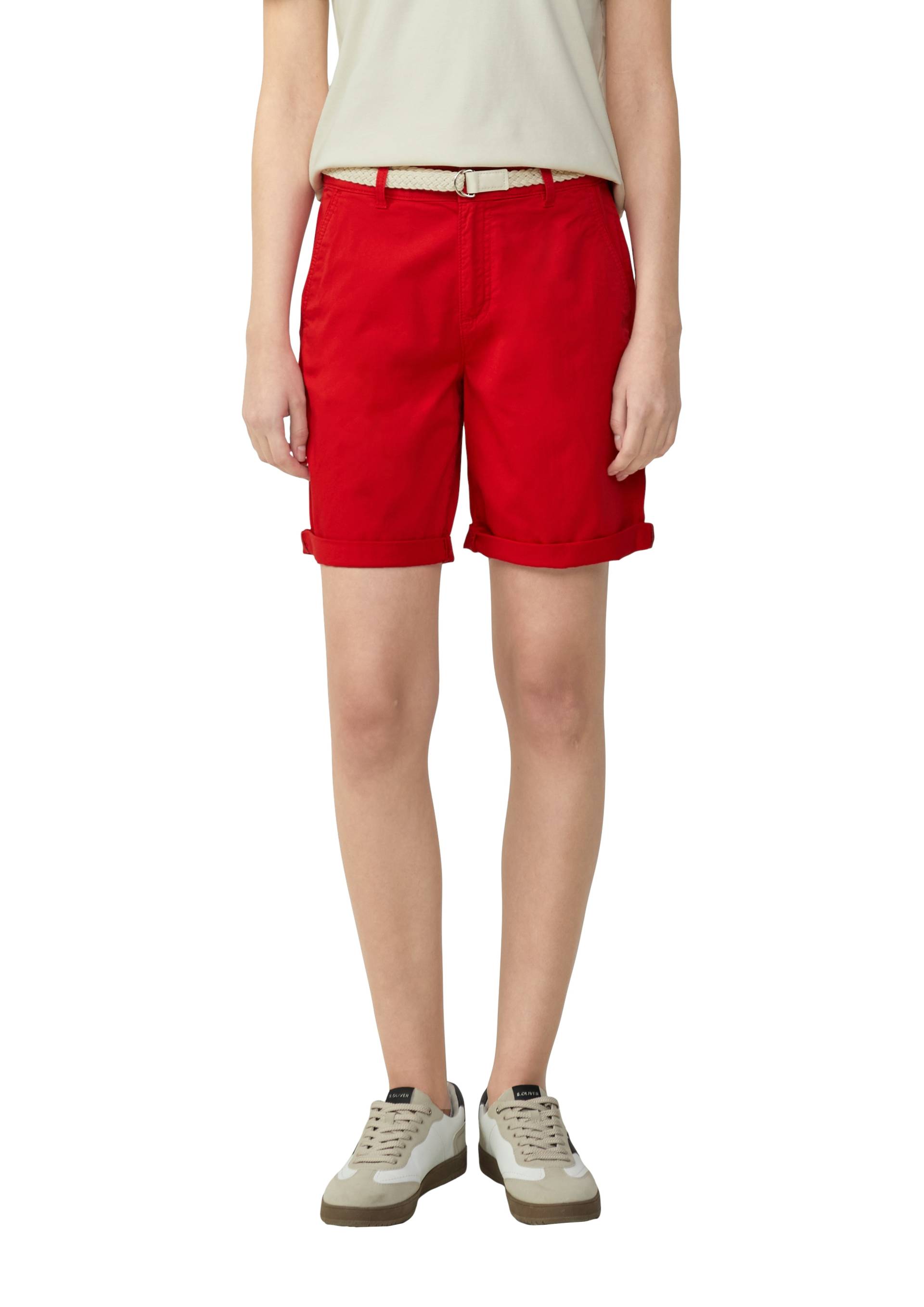 s.Oliver Chinoshorts, mit geflochtenem Gürtel von s.Oliver