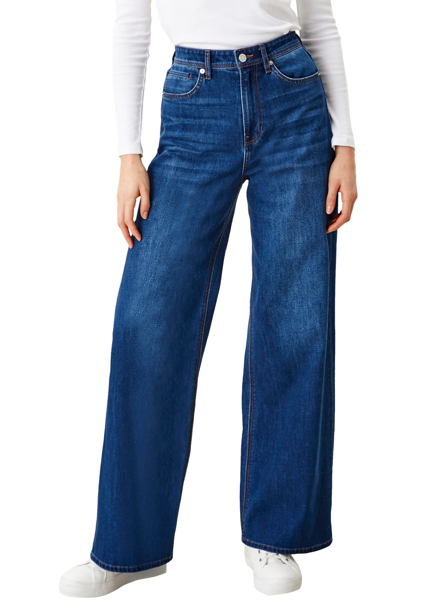 s.Oliver High-waist-Jeans, mit verlängerten Gürtelschlaufen von s.Oliver