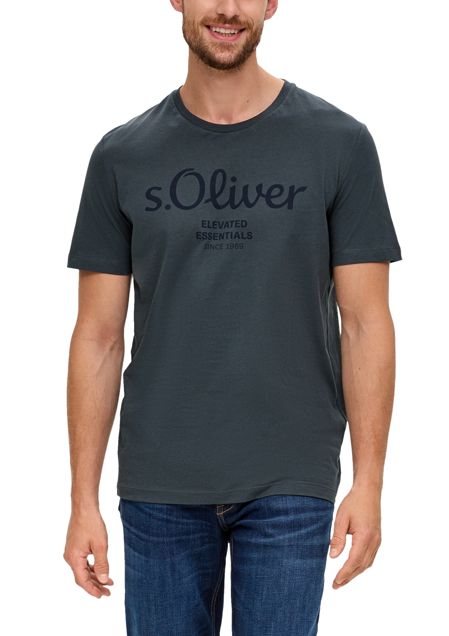 s.Oliver T-Shirt, aus atmungsaktiver Baumwolle von s.Oliver