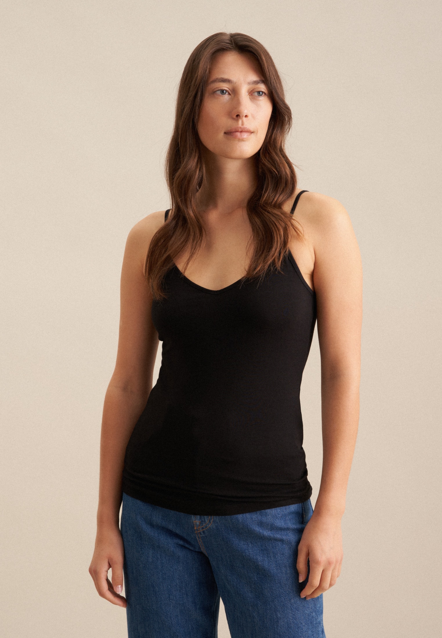 seidensticker Shirttop »Schwarze Rose«, Ohne Arm V-Neck Uni seidensticker Shirttop »Schwarze Rose«, Ohne Arm V-Neck Uni von seidensticker