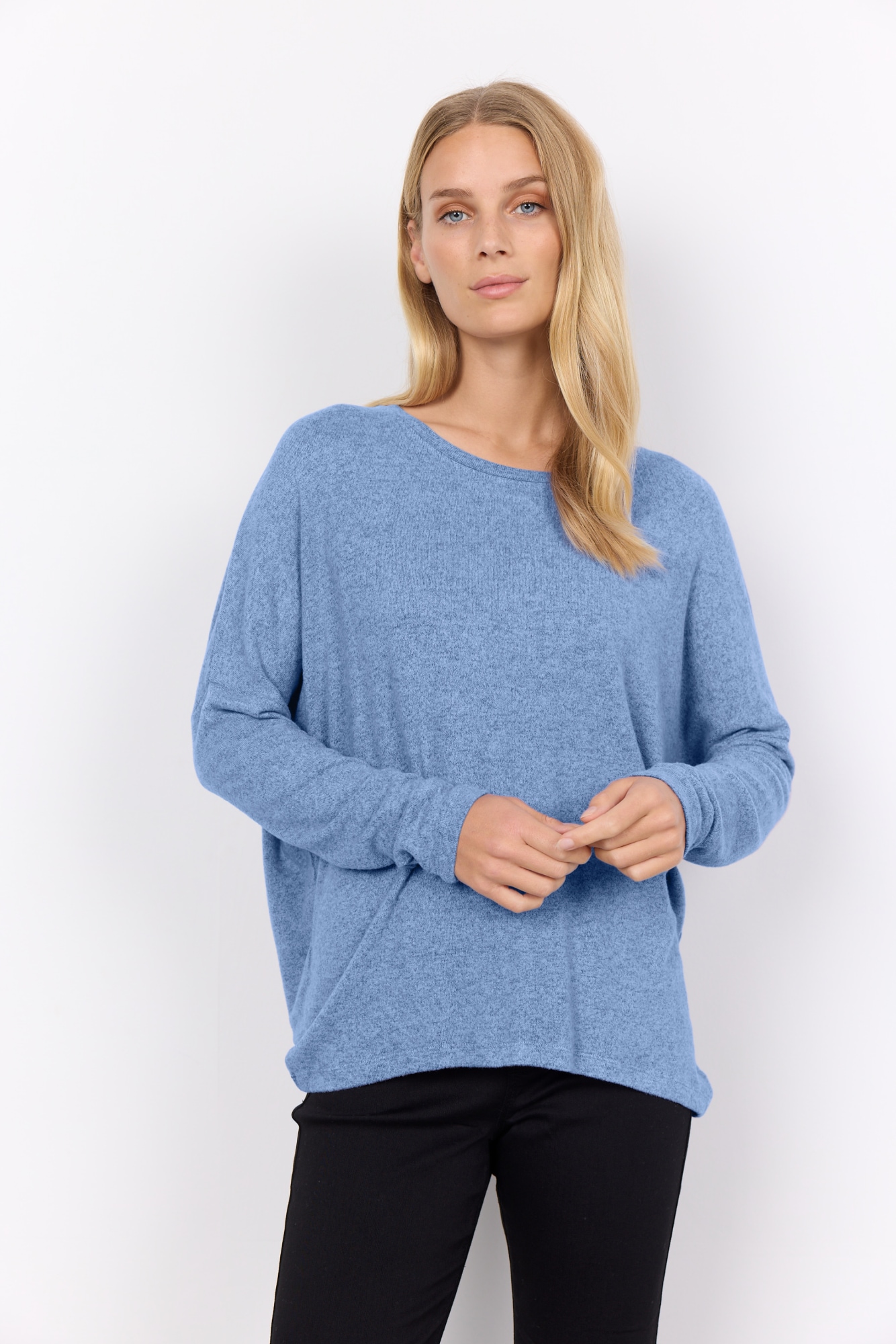 soyaconcept Rundhalsshirt »SC-BIARA 1«, bequemer Pullover, elastische Viskose-Qualität in melierter Optik soyaconcept Rundhalsshirt »SC-BIARA 1«, bequemer Pullover, elastische Viskose-Qualität in melierter Optik von soyaconcept