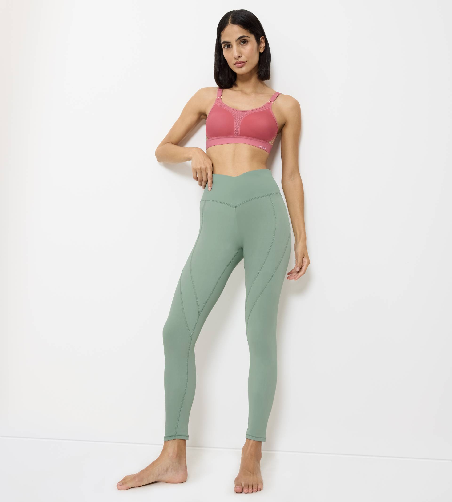 triaction by Triumph Sporthose »Cardio RTW High-Rise Leggings«, atmungsaktiv triaction by Triumph Sporthose »Cardio RTW High-Rise Leggings«, atmungsaktiv von triaction by Triumph