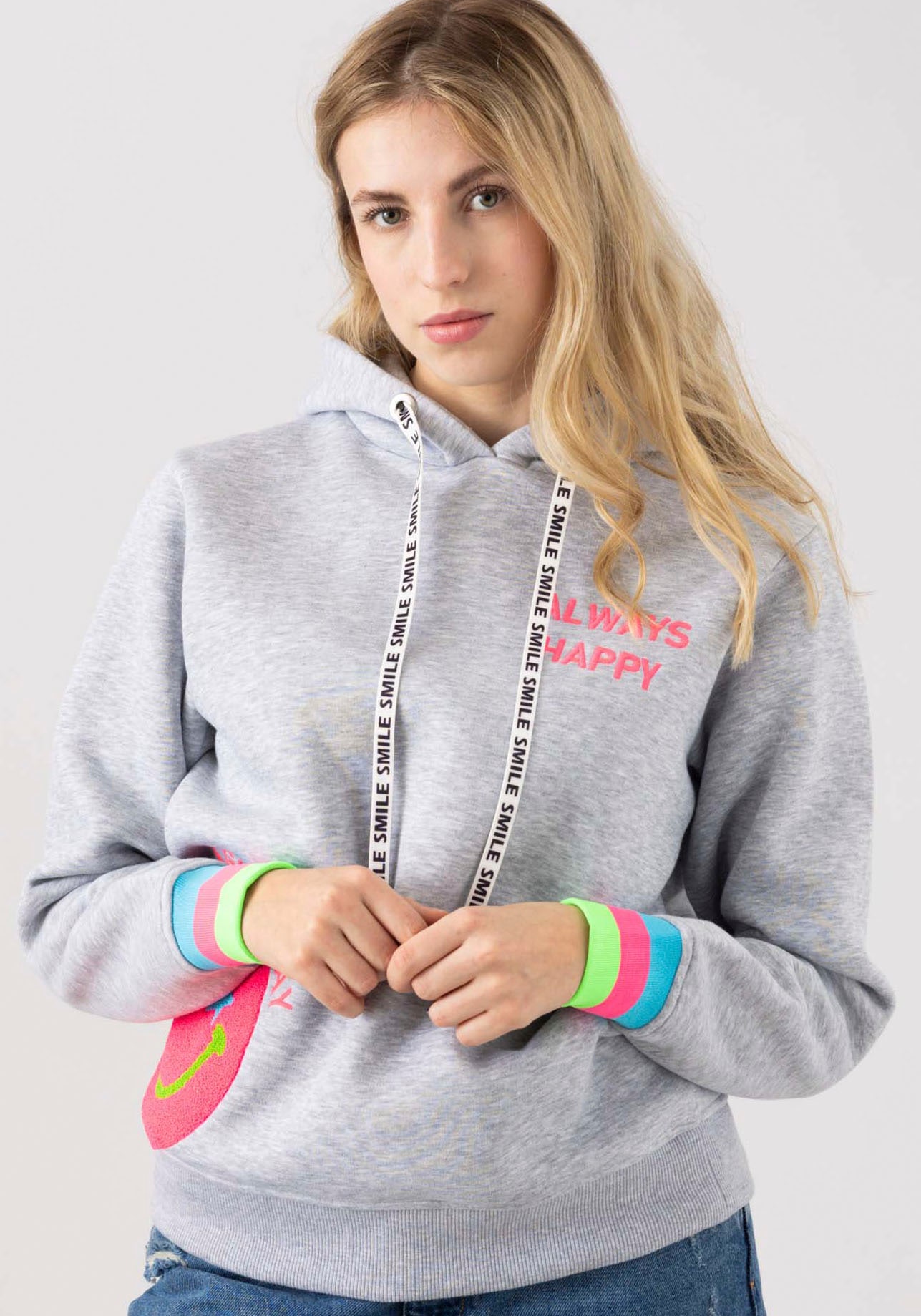 Zwillingsherz Hoodie »Always Happy«, Hoodiebänder mit Aufdruck von zwillingsherz