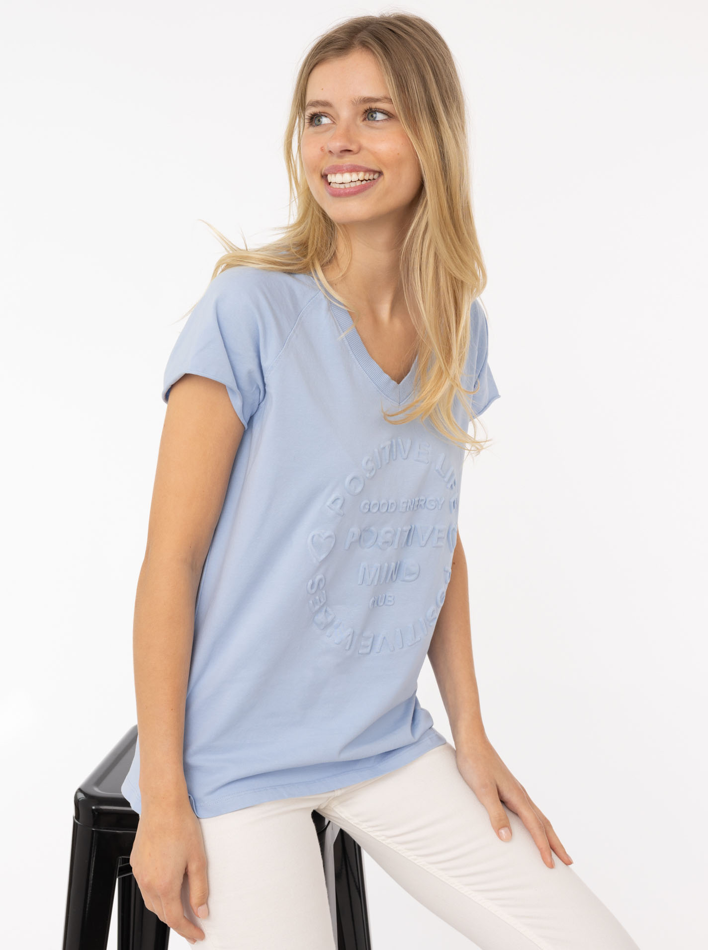 Zwillingsherz Kurzarmshirt »Oversizedshirt Stempeldruck "Positive Mind"«, mit V-Neck Ausschnitt und Stempeldruck, leicht oversized geschnitten von zwillingsherz